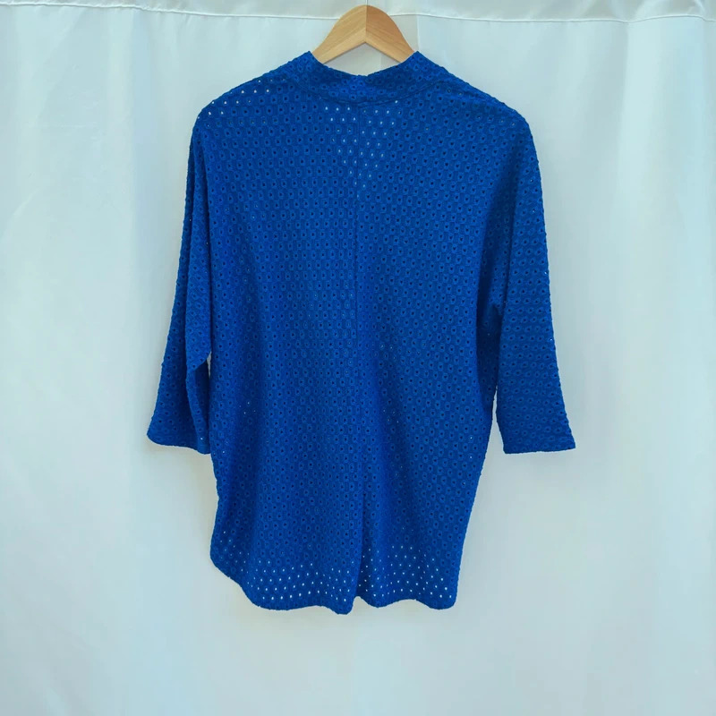 Phase Eight Blouse UK 12 Cobalt Blue Textured Broderie Anglaise V-Neck 3/4 Sleeve - Image 5