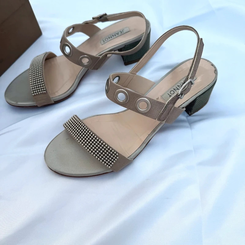 Jeannot Italy Tiger Pluma Suede Block Heel Sandals EU39 Taupe Crystal Eyelet Pre-loved - Image 2