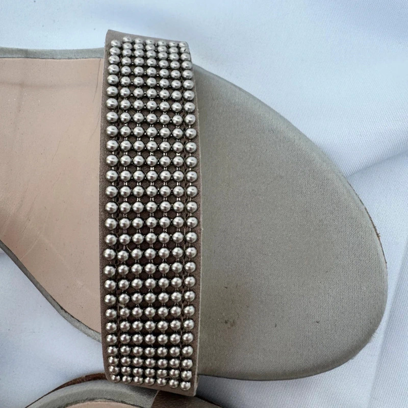 Jeannot Italy Tiger Pluma Suede Block Heel Sandals EU39 Taupe Crystal Eyelet Pre-loved - Image 8