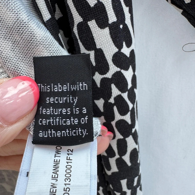 Diane Von Furstenberg DVF New Jeanne Two 100% Silk Wrap Dress Black & Cream Print US10 / UK12-14 - Image 8