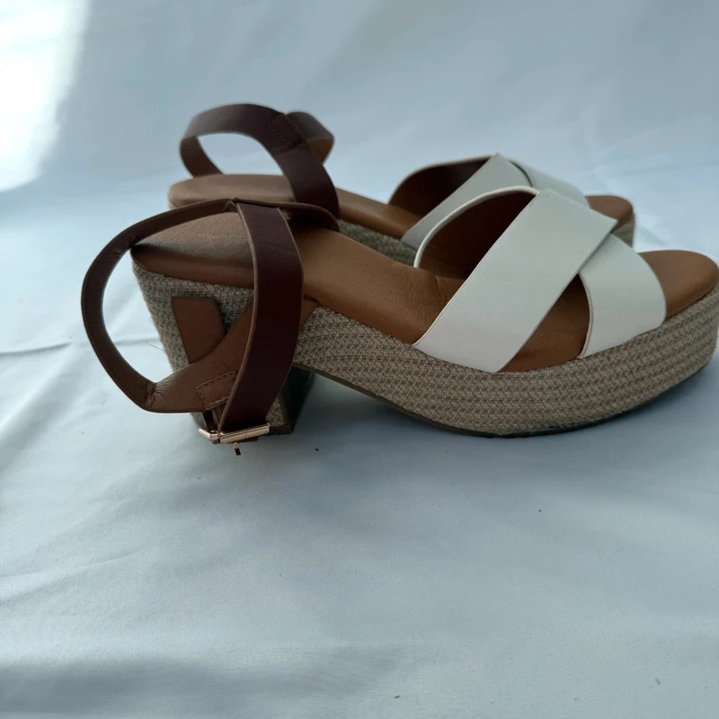 White Cross Strap Platform Sandals UK 6 EU39 Block Heel Summer Boho - Image 6