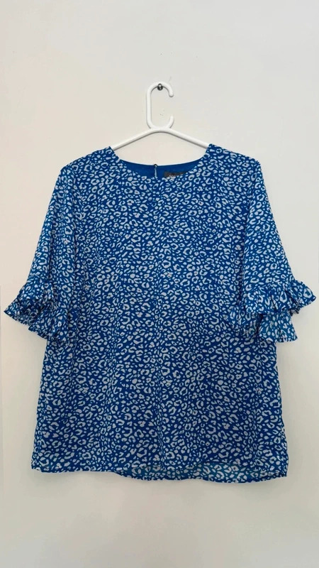 BNWT Sosandar Blue Animal Print Ruffle Sleeve Blouse UK 14 RRP 49