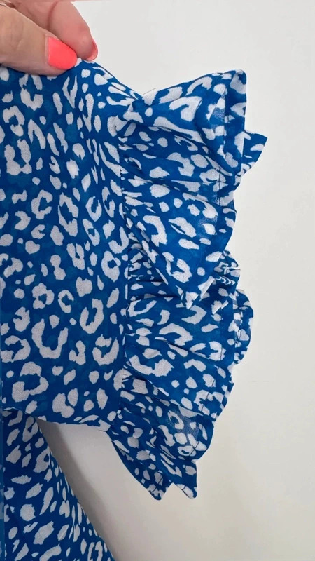 BNWT Sosandar Blue Animal Print Ruffle Sleeve Blouse UK 14 RRP 49 - Image 10