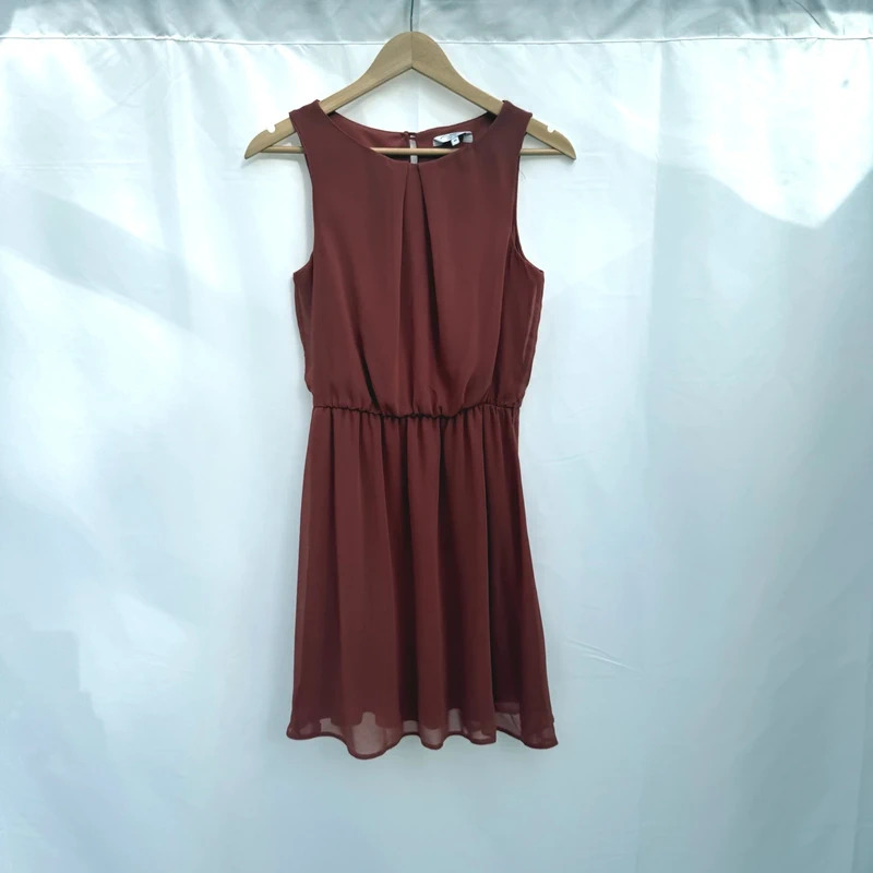 New Look Rust Chiffon Skater Dress Size 10 Sleeveless Pleated Neck Elastic Waist