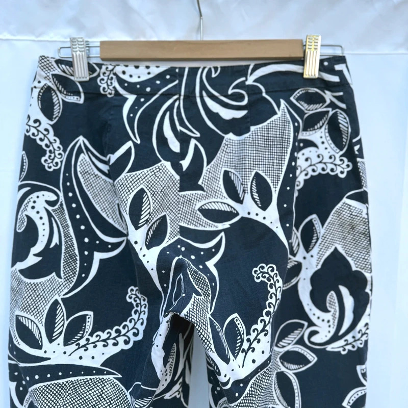 GAP Y2K Navy White Floral Cropped Straight Leg Trousers UK 4 Cotton Blend - Image 3