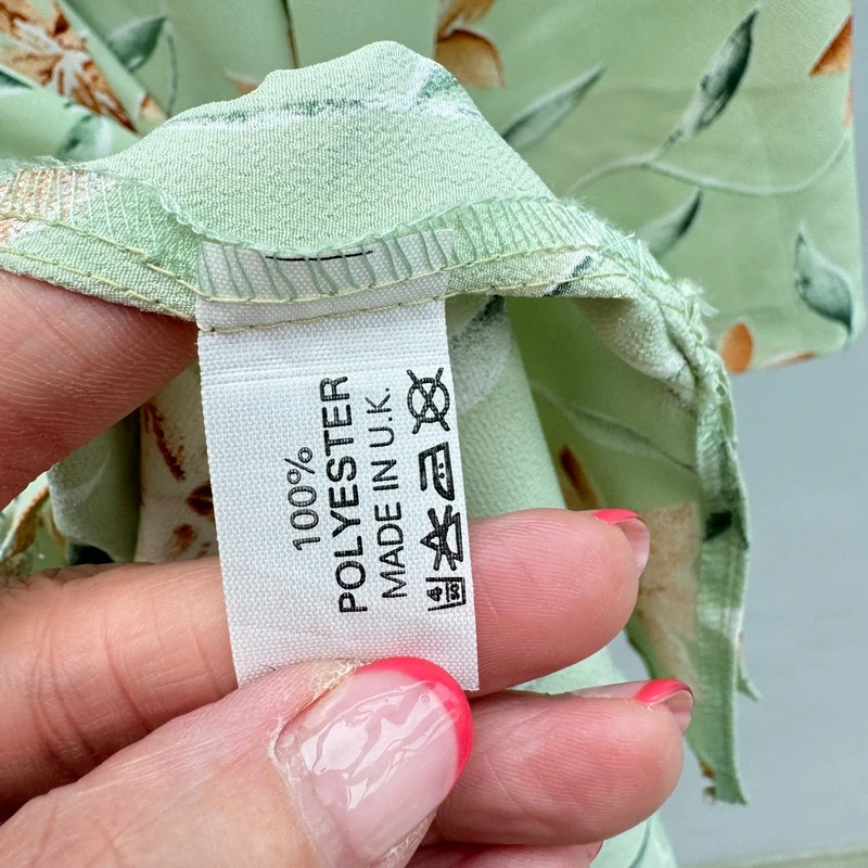 Vintage Beau Fashion Sage Green Floral Camp Shirt – Plus Size UK 24 - Image 4