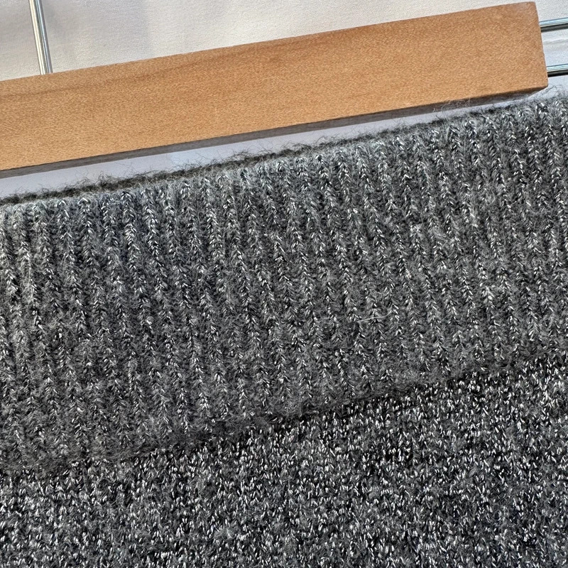 Tu Grey Silver Metallic Knit Pencil Skirt UK 16-18 Stretch Rib Sparkle Knit - Image 2