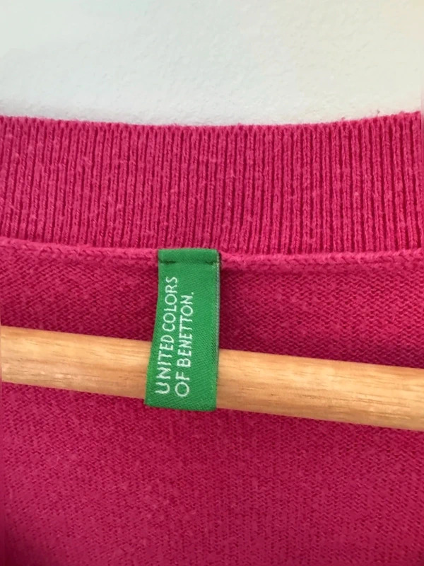 United Colors of Benetton Jumper UK 8 Bright Pink V-Neck Button Detail Fine Knit - Image 6