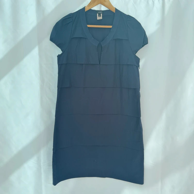J.Crew Navy Tiered Cotton Shift Dress – Split Neck Sleeve Cap US Size 4 - Image 2