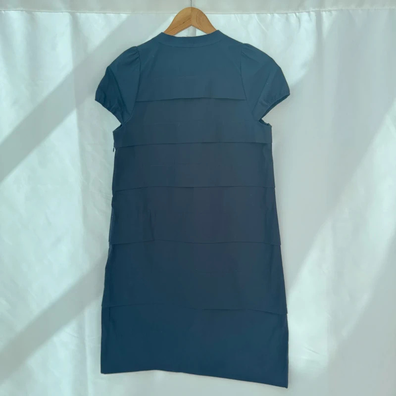 J.Crew Navy Tiered Cotton Shift Dress – Split Neck Sleeve Cap US Size 4 - Image 3
