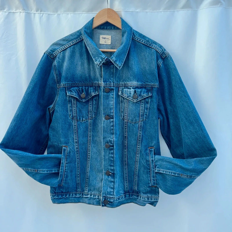 Gap 1969 Icon Denim Jacket L Medium Indigo Blue Trucker 100% Cotton Classic Fit
