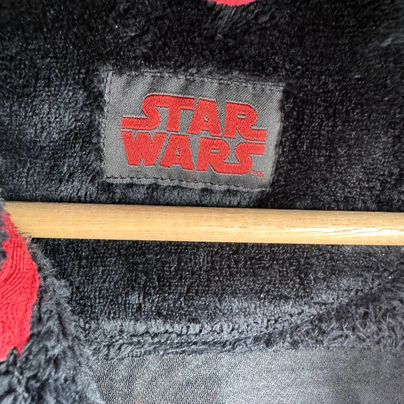 M&S Star Wars Darth Vader Fleece Dressing Gown Age 13–14 Years - Image 4