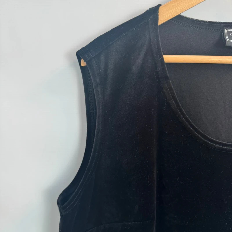 Classics Black Velvet Sleeveless Top Scoop Neck Smart Occasion Camisole UK 24 - Image 4
