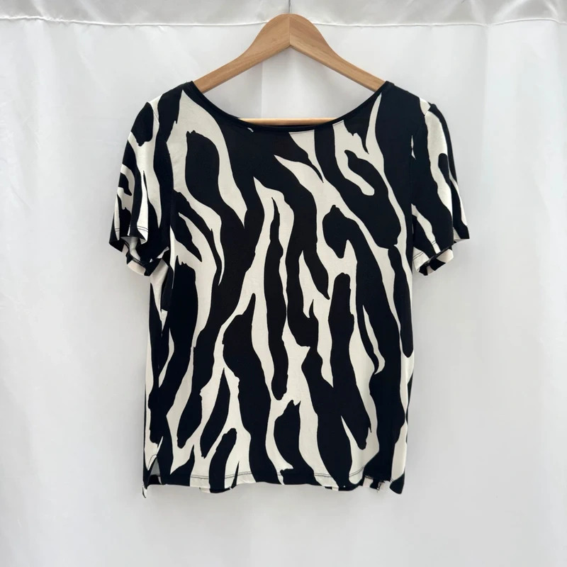 Street One Zebra Print Top UK 8 Black White Short Sleeve Boat Neck Stretch fits UK 10