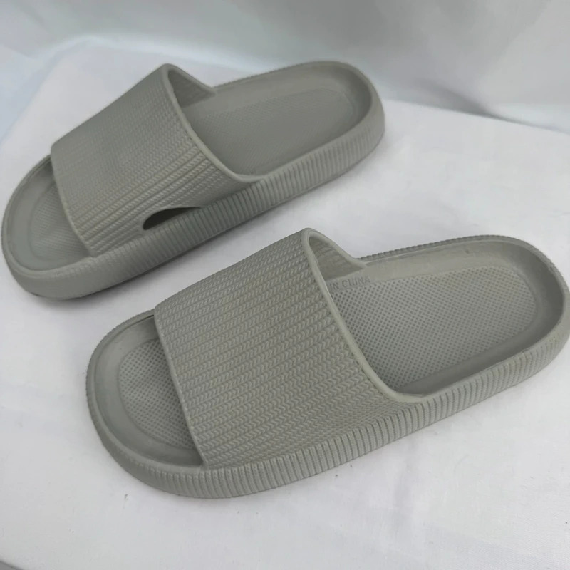 Light Grey Textured Pool Sliders EU 41 UK 7 - Image 2