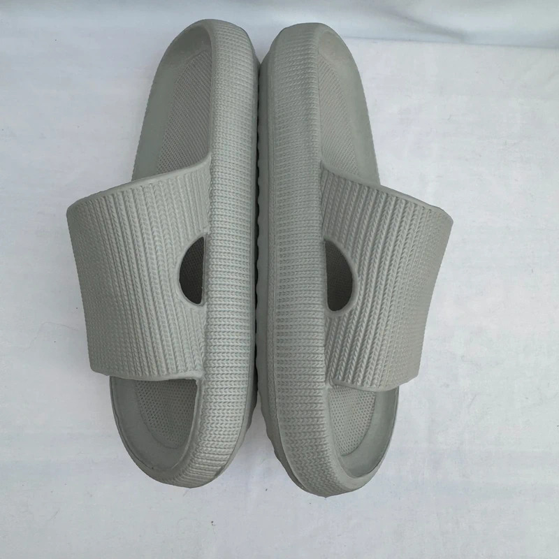 Light Grey Textured Pool Sliders EU 41 UK 7 - Image 5