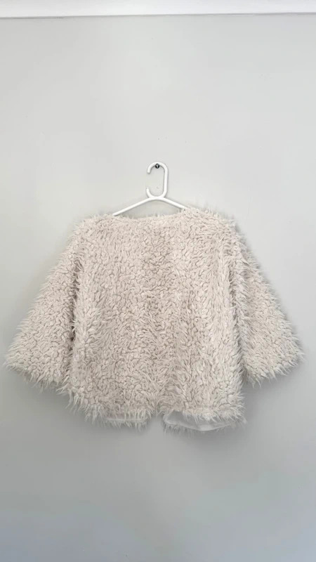 Ambar Cream Shaggy Faux Fur Bolero Jacket Size L UK 14 Fluffy Cropped Coat - Image 2