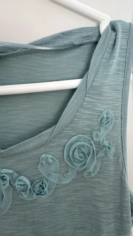 Taifun Gerry Weber Dusty Sage Sleeveless Top UK 10 Floral Sequin Embellished - Image 4
