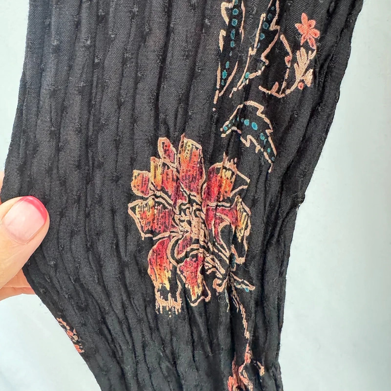 FatFace Black Floral Blouse UK 14 V Neck Lace Trim Long Sleeve Boho Top - Image 3