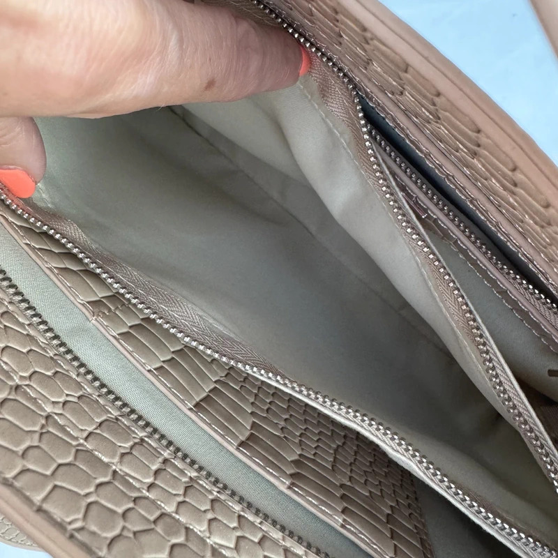 HVISK Beige Croc-Embossed Shoulder Bag Detachable Strap Vegan Leather Multiway Bag - Image 13