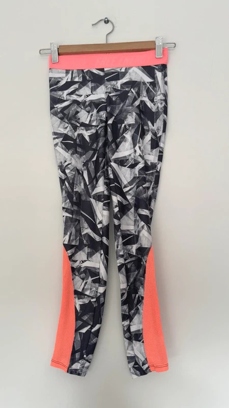 Domyos Girls Gym Set Age 12 Black Grey Sports Leggings & Vest Workout PE - Image 9
