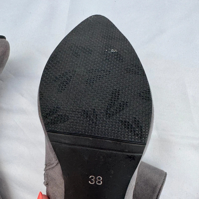 BNWT Grey Faux Suede Pointed Toe Ankle Boots with Fleece Soft Lining UK EU / 5 38 - Image 7