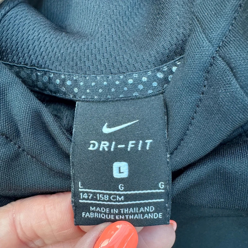 Nike Dri-Fit Black Hoodie Kids L 147–158cm Embroidered Swoosh Zip Pocket - Image 7