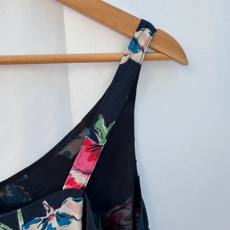 Joules Kyra Navy Floral Cami Top UK 10 Sleeveless V-Neck Blouse Lightweight Summer Vest - Image 5