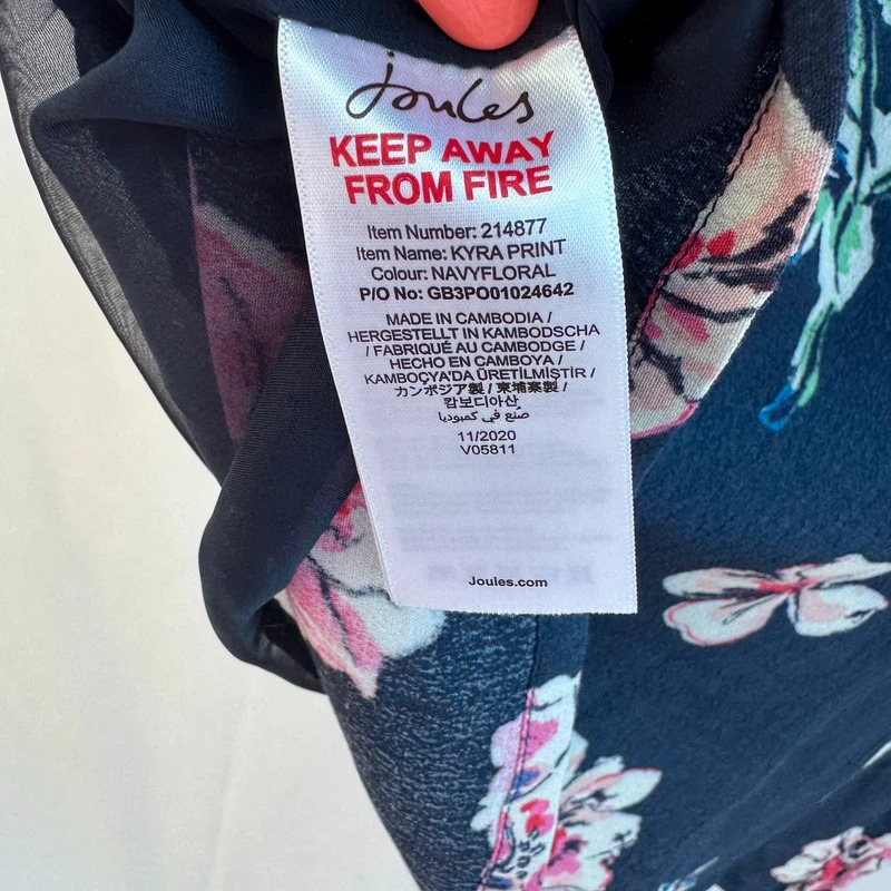 Joules Kyra Navy Floral Cami Top UK 10 Sleeveless V-Neck Blouse Lightweight Summer Vest - Image 7