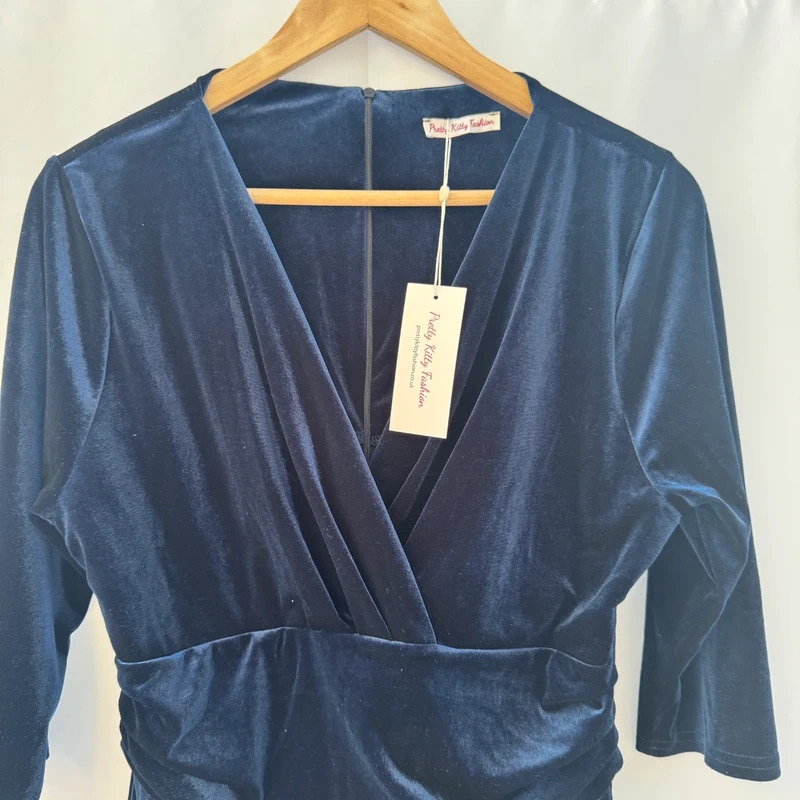 Pretty Kitty Fashion Navy Velvet Midi Dress UK 16 BNWT Wrap V-Neck 3/4 Sleeves - Image 2