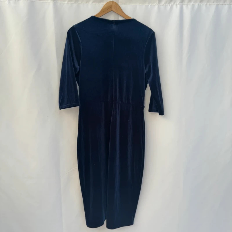 Pretty Kitty Fashion Navy Velvet Midi Dress UK 16 BNWT Wrap V-Neck 3/4 Sleeves - Image 8