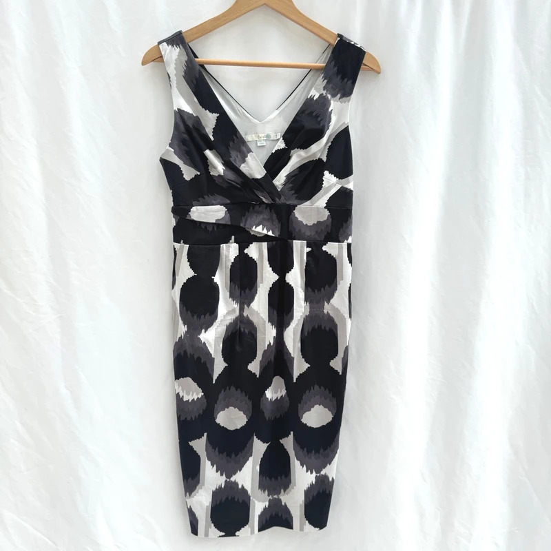 Boden Sleeveless Pencil Dress UK 10R Black White Grey Ikat Print V Neck