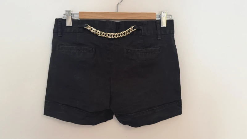 Zara Woman Black High Waist Tailored Shorts Gold Chain Belt Smart Casual M