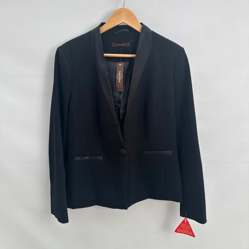 Savoir Black Tuxedo Trouser Suit UK 14 Jacket UK 12 Trousers BNWT - Image 2