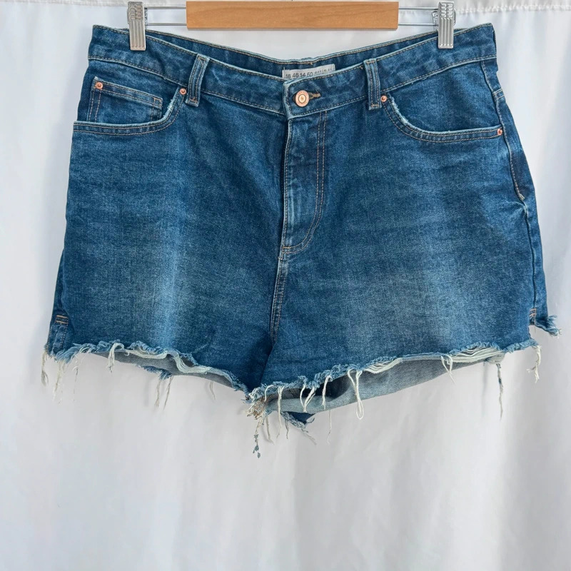 Denim Co Blue Denim Shorts Frayed Raw Hem High Waist 100% Cotton Size 18