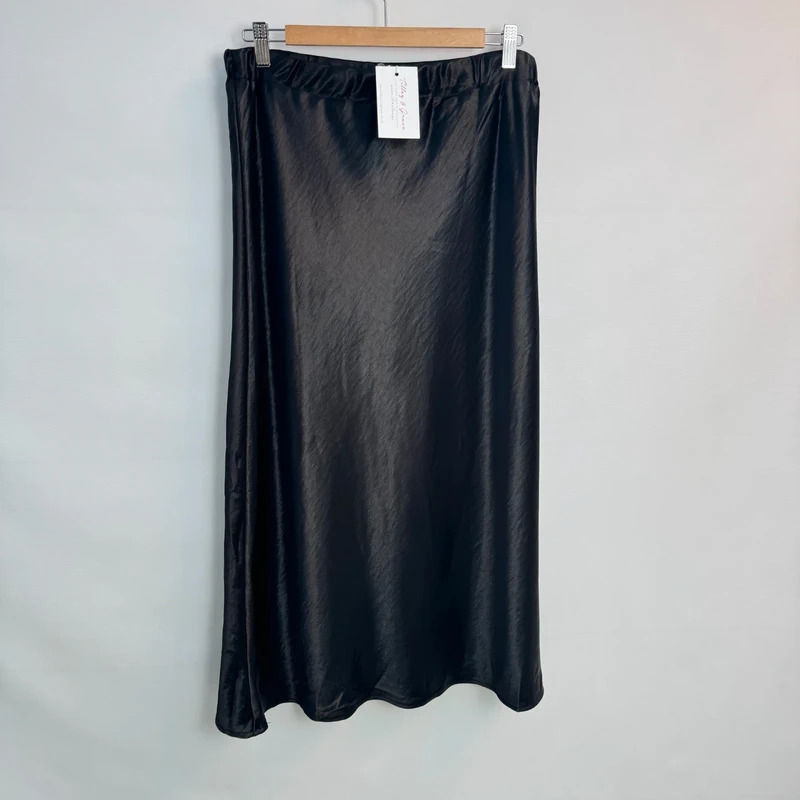 Tilley & Grace Black Satin Midi Skirt UK 12–16 Elastic Waist BNWT