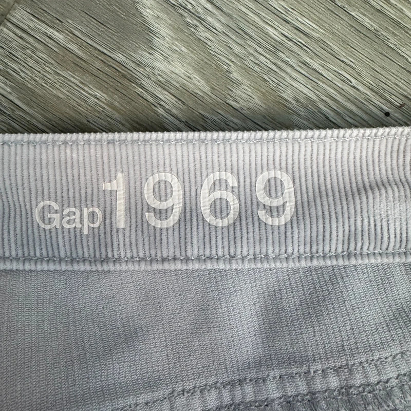 Gap 1969 Real Straight Corduroy Trousers Light Grey W28 Minor Mark - Image 7