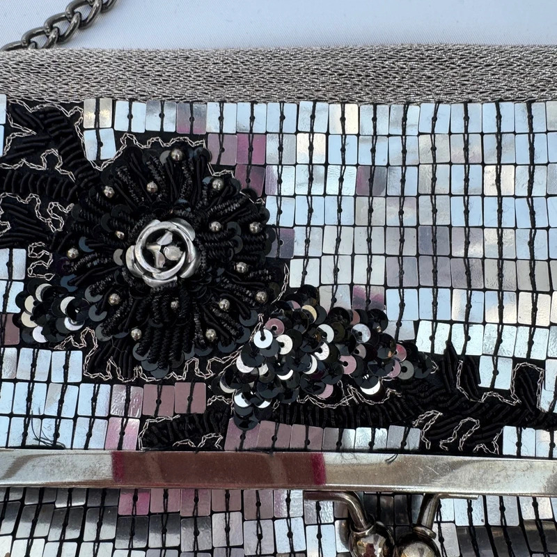 Vintage Silver Sequin Clutch Bag Black Floral Embellishment Chain Strap Evening Party - Image 4
