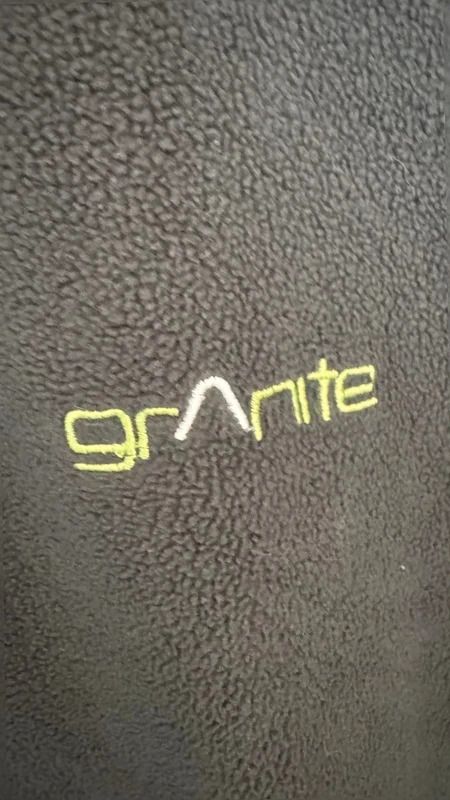 Granite Men’s Outdoors 1/4 Zip Fleece Jumper Size M Grey / Charcoal - Image 2