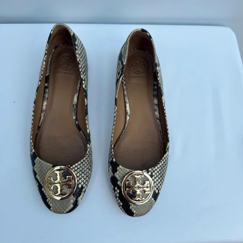Tory Burch Snake Embossed Leather Low Block Heel Pumps US 8.5M UK 6/6.5 Gold Double T Logo - Image 3
