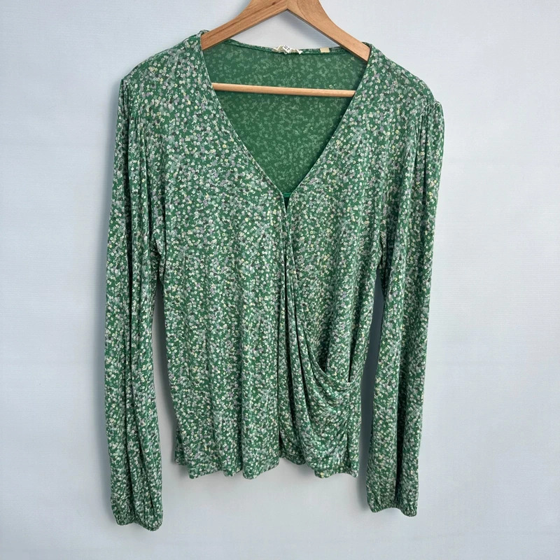 Fat Face Green Ditsy Floral Wrap Top | UK 12 EUR 40 | Long Sleeve V-Neck Blouse