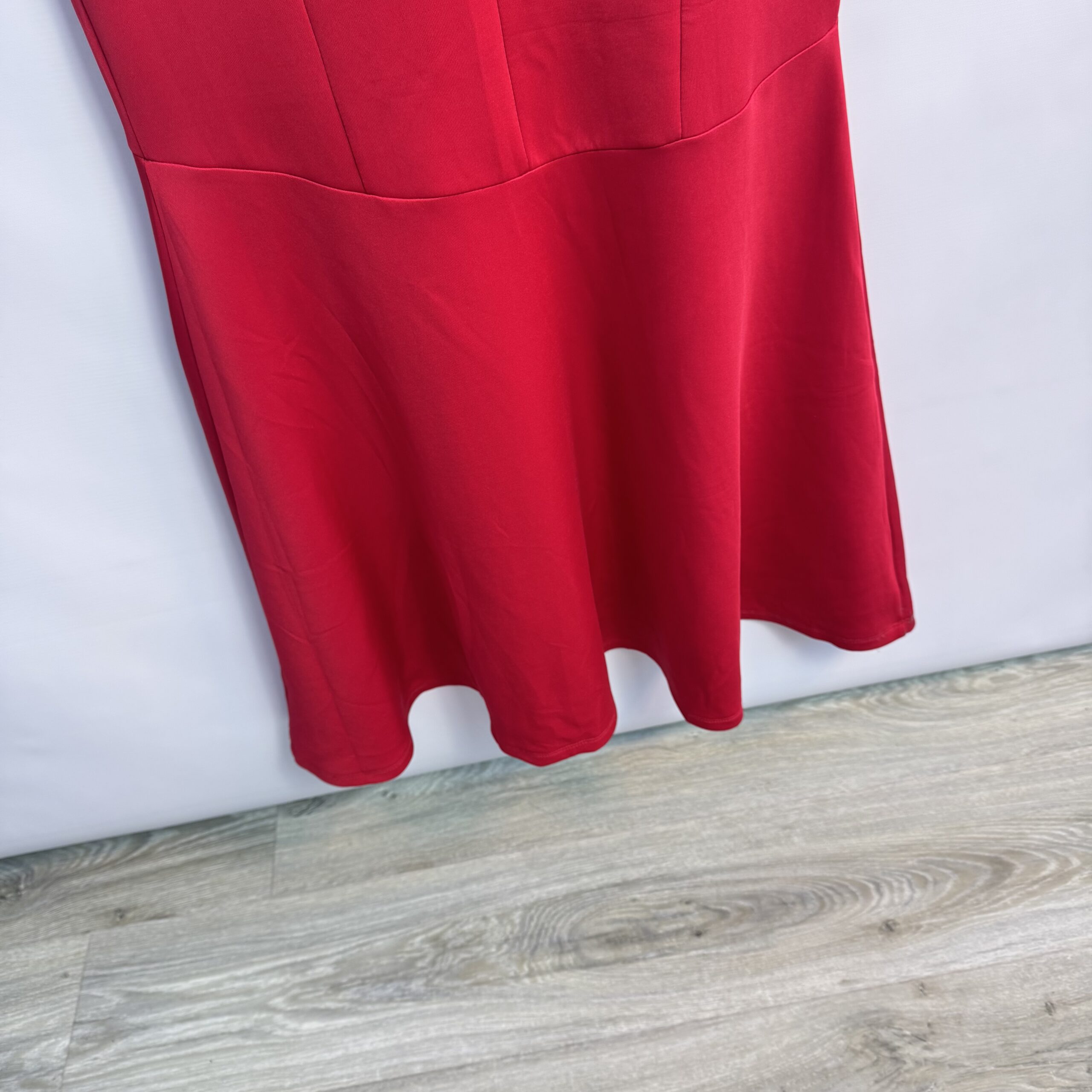QUIZ Red Fishtail Maxi Dress Size 16 | Keyhole Metal Bar Prom Ball Evening Gown - Image 7