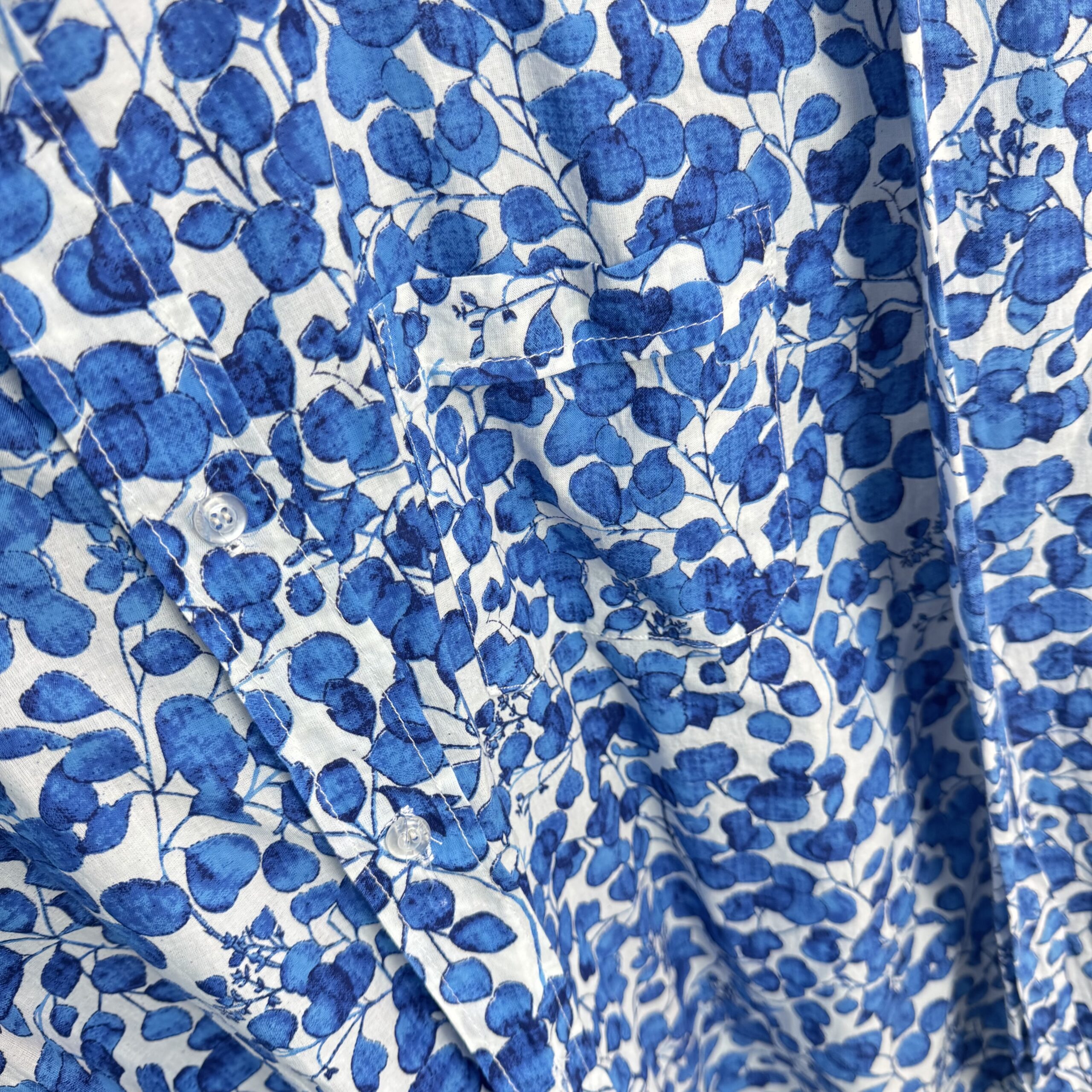 Blue Eucalyptus Leaf Print Shirt White Cotton Long Sleeve Relaxed Fit UK 12–14 - Image 4