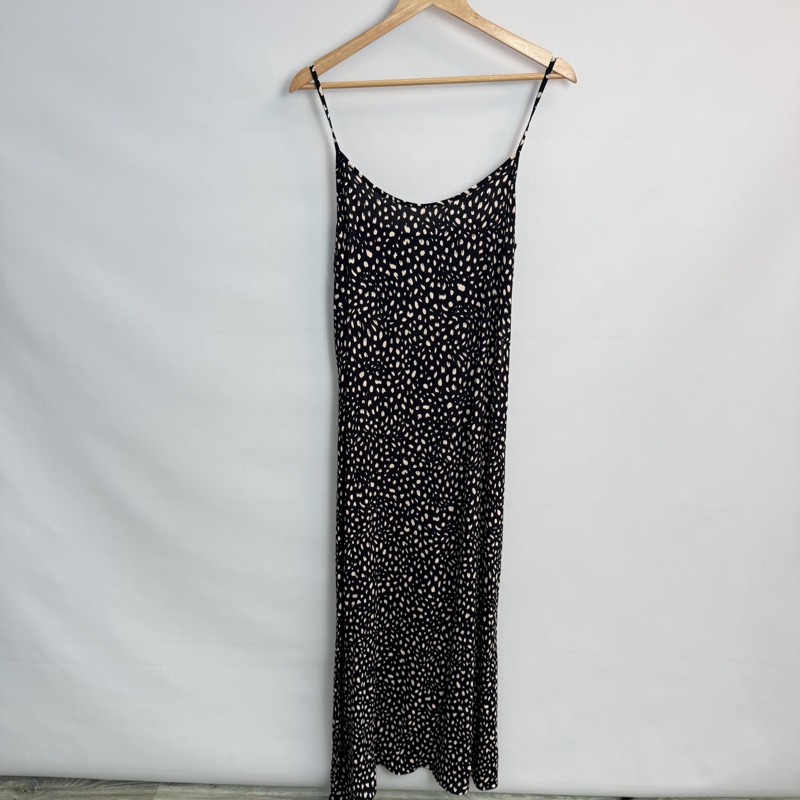 Forever New 2-Piece Set - Black Knit Crop + Vermont Spot Midi Dress - UK 12 - Image 2