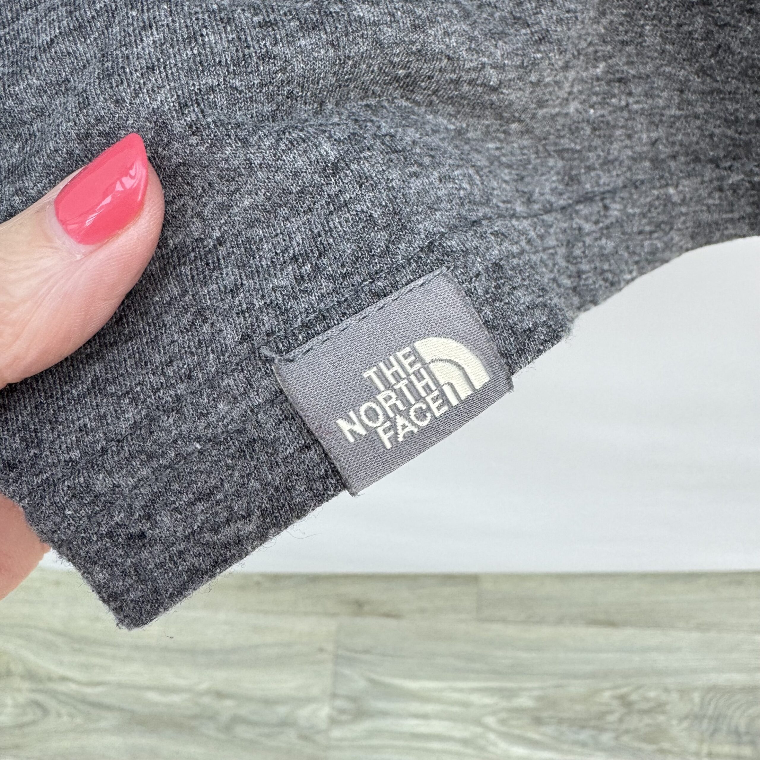 The North Face Men's Simple Dome T-Shirt Grey Marl Embroidered Logo Size Small - Image 2